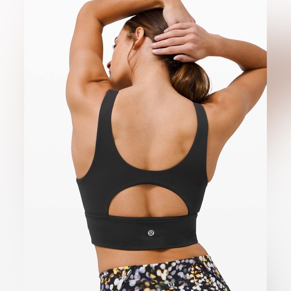NWOT Lululemon Stronger As One Long Line Bra *Medium Support C/D Cup - Black - 4